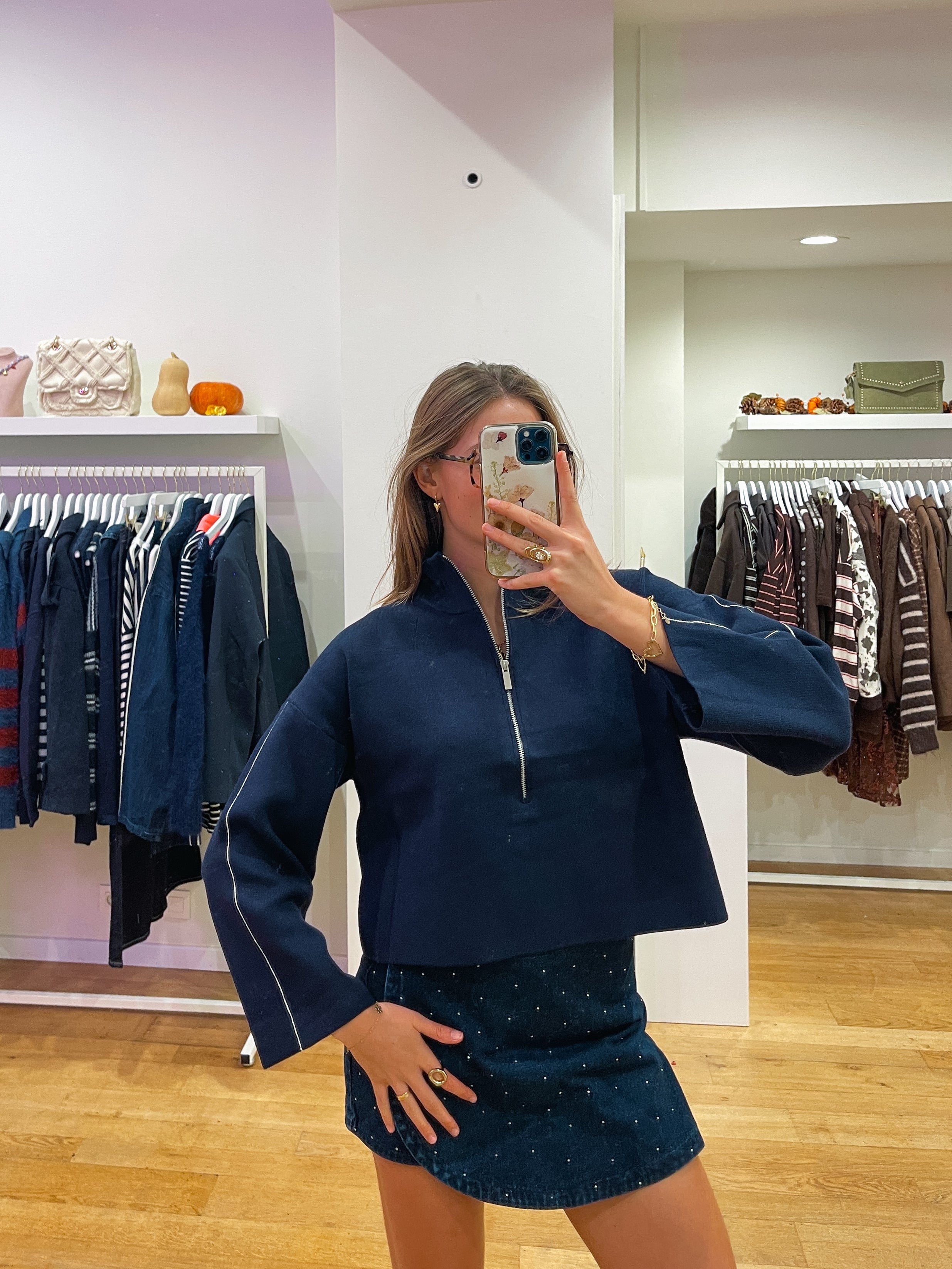 Zipper & white line sweat