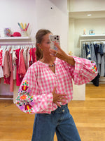 Pink embroidery blouse