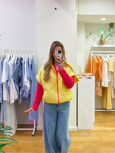 Body yellow + pink zipper