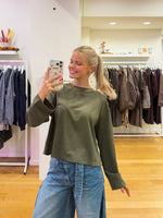 Liana tee kaki