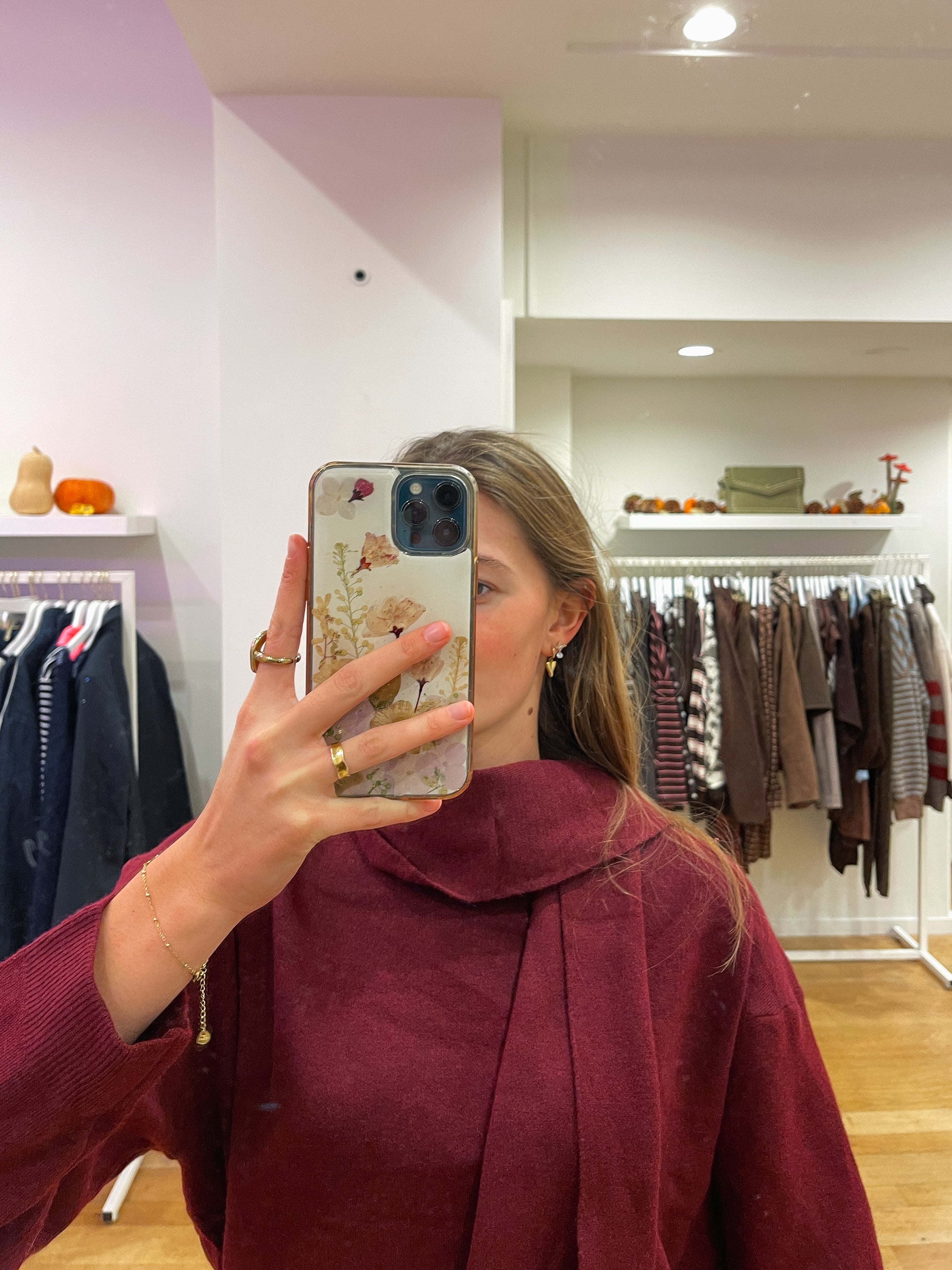 Bordeaux sweater and scarf detail