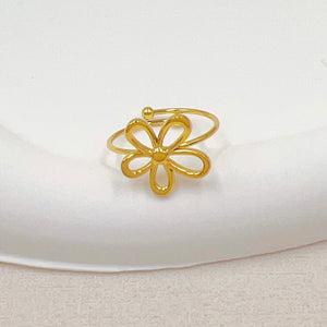Tiny cute flower ring