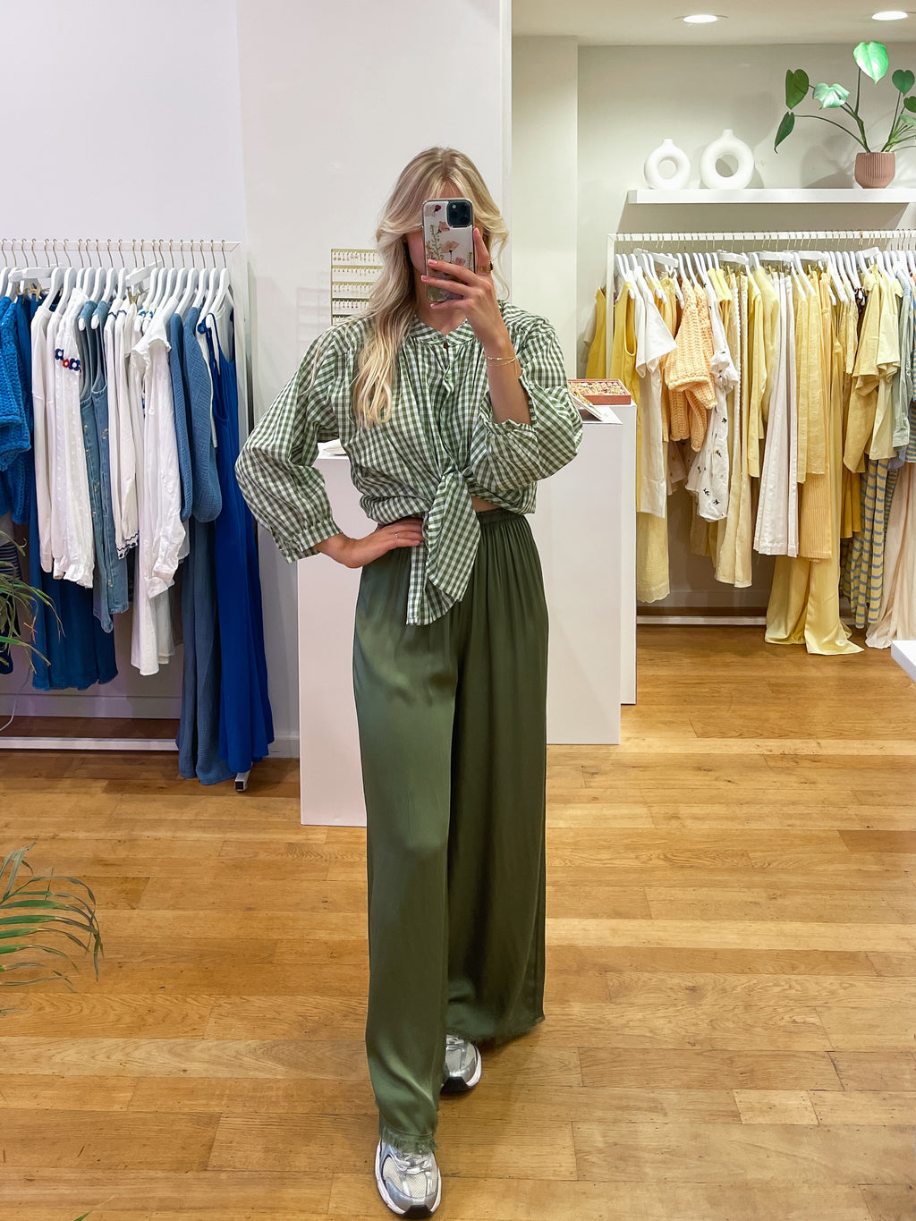 Satin pants kaki