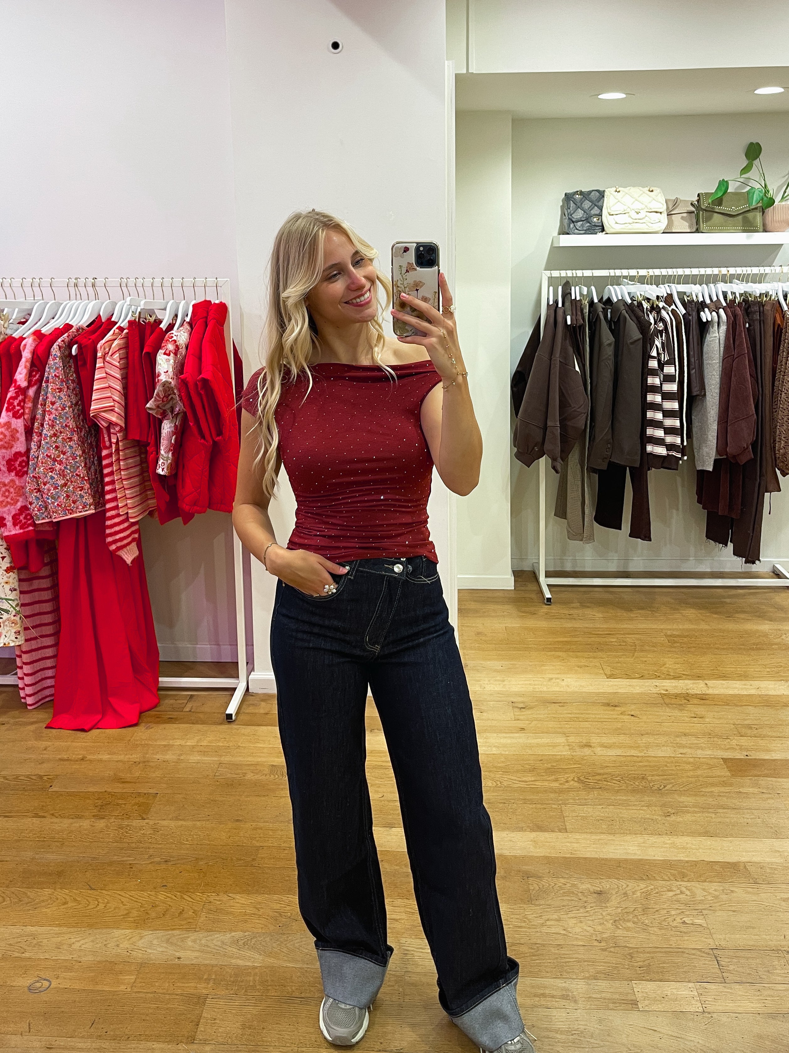 Bordeaux glitter top