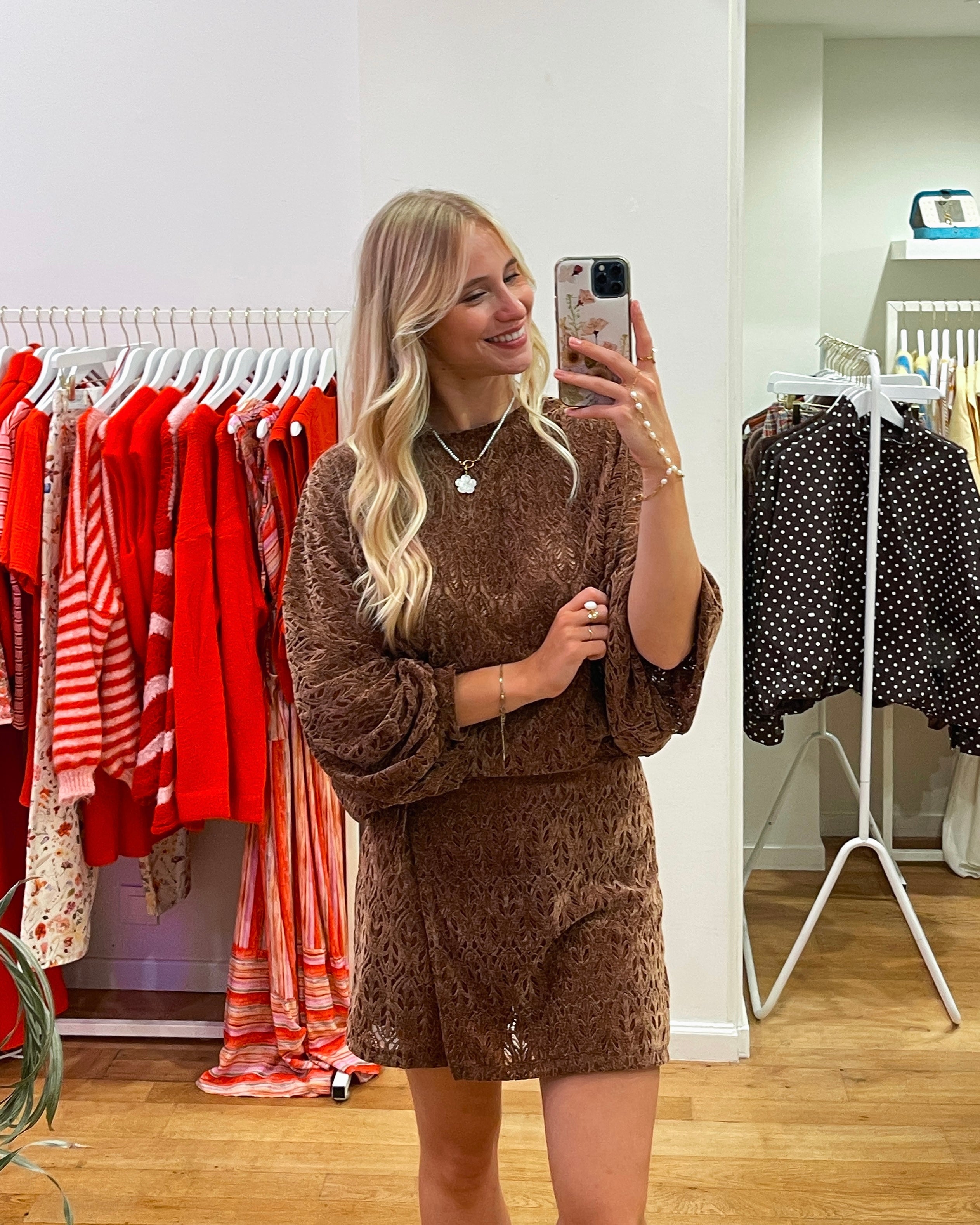 Brown soft set