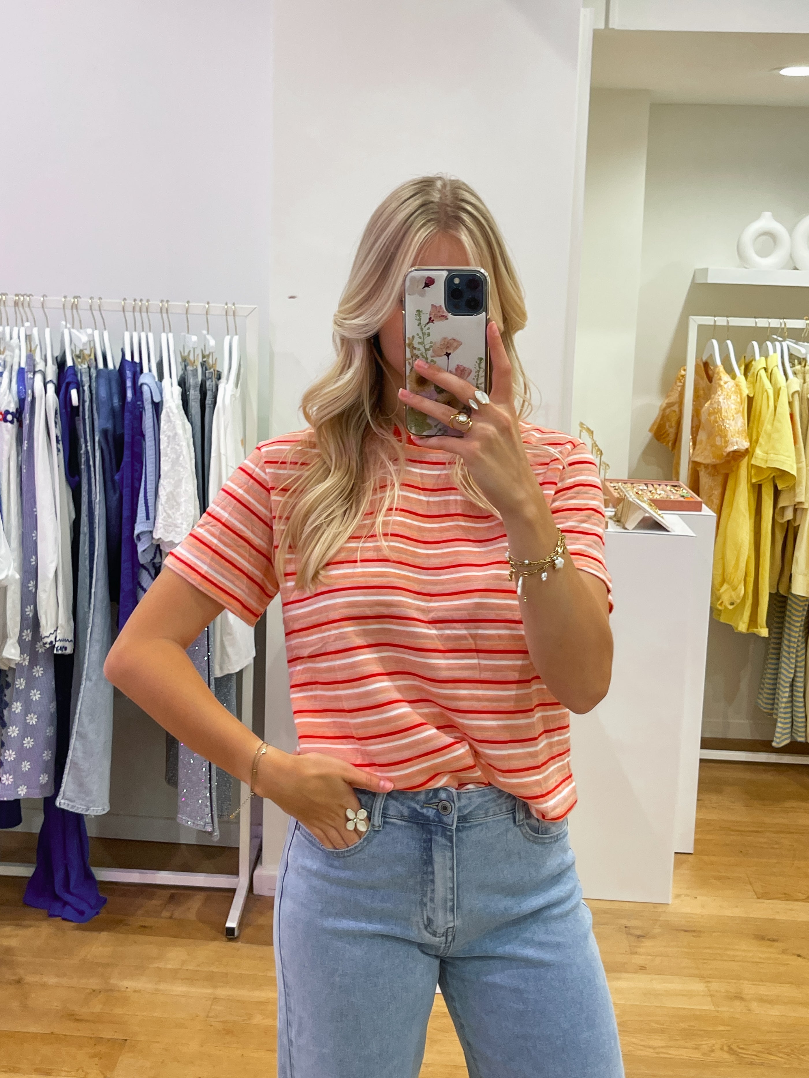 Multi stripes tee red