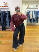 Dark belt jeans