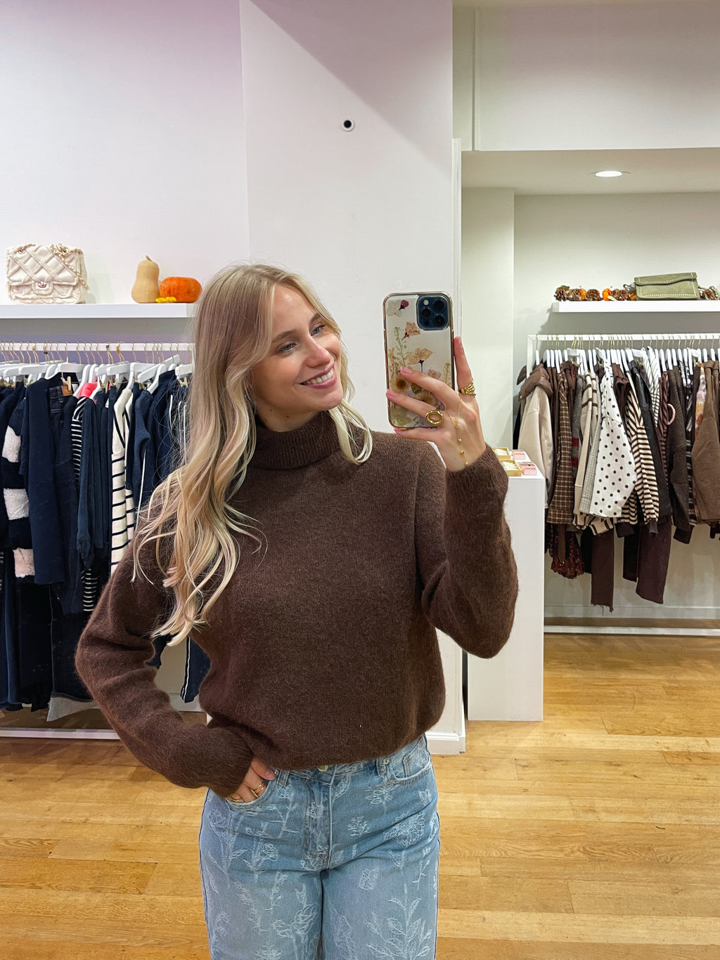 Soft colle longsleeve brown