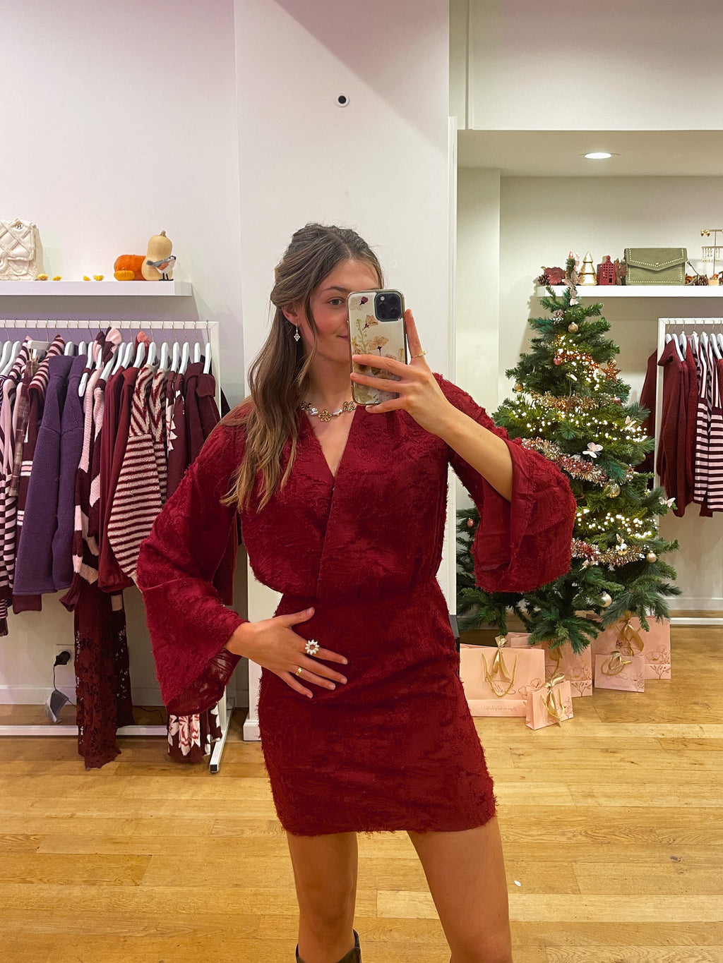 Fluffy dress bordeaux