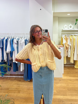 Yellow cable sweat