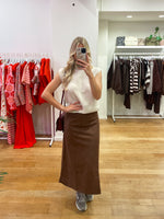 Suède brown skirt