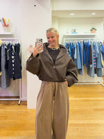 Brown bomber