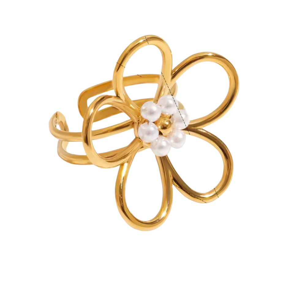 Flower pearl ring