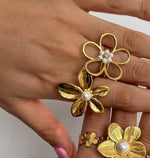 Flower pearl ring
