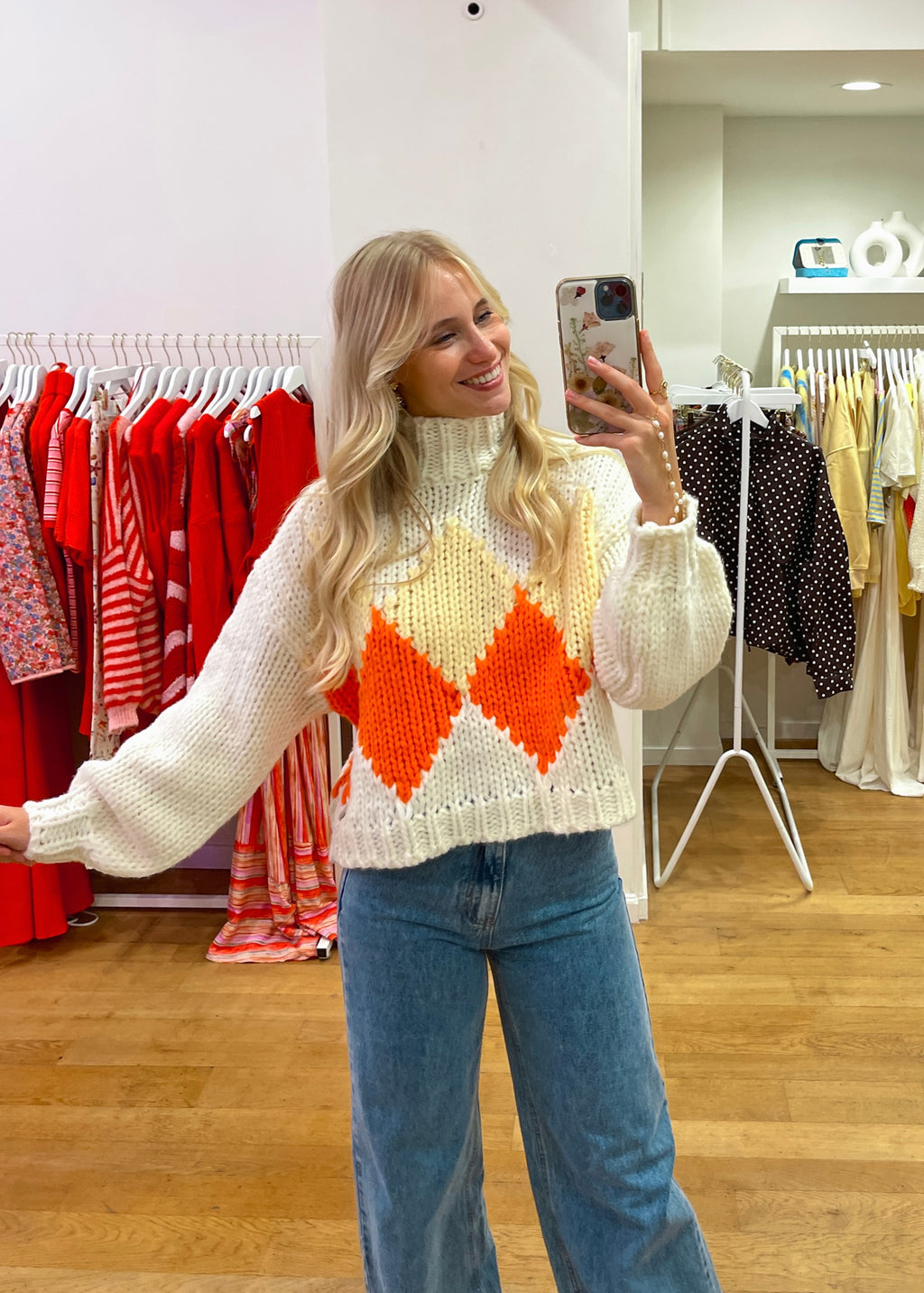 Cable sweater orange & yellow