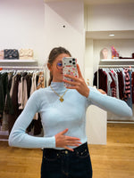 Longsleeve pastel blue