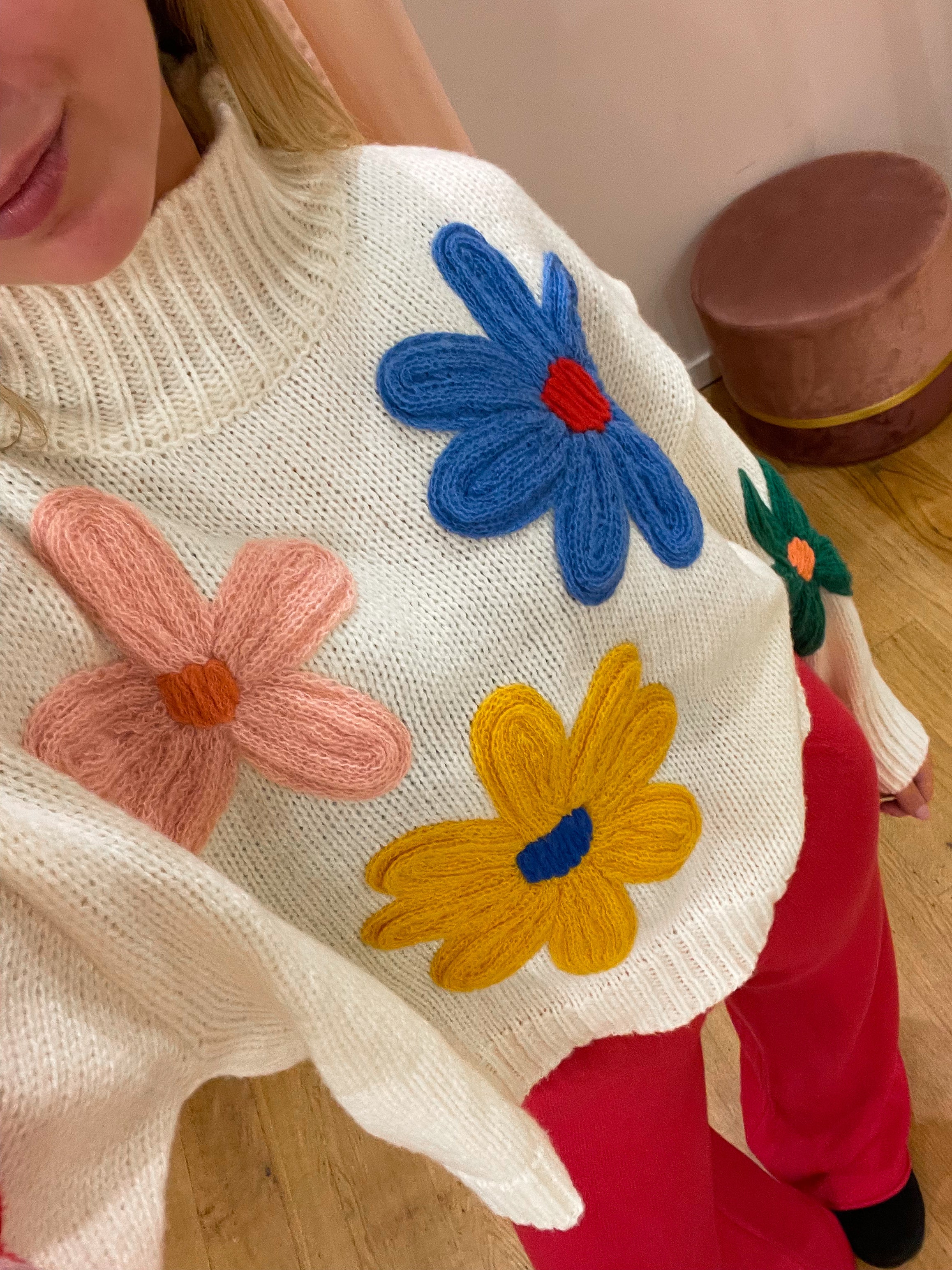 Cropped flower sweater
