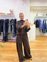 Folded jeans brown