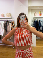 Red top stripe