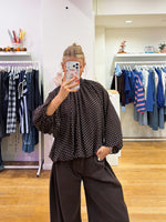 Polka blouse brown