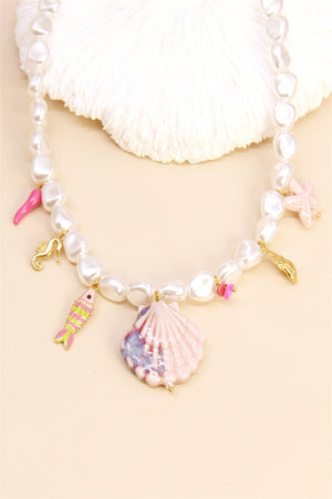 Funky shell necklace