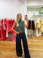 Shining dark jeans