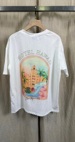 T-shirt grote tekening is achterkant