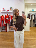 Halter tee brown