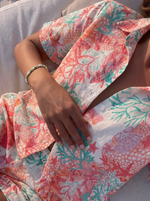 Beach set coral