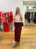 Bordeaux long skirt