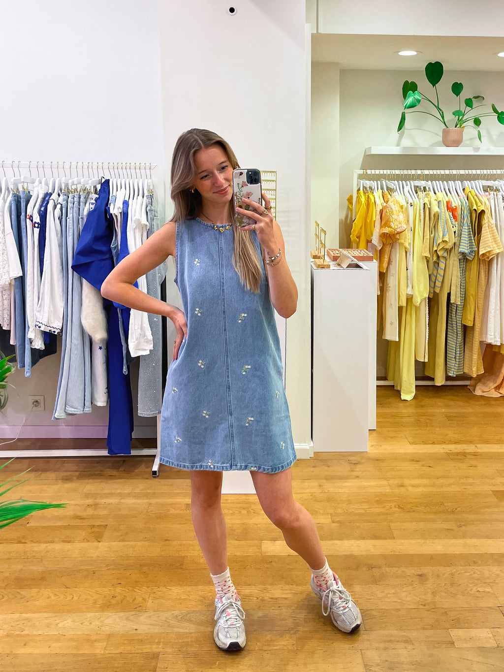 Jeans dress flowers