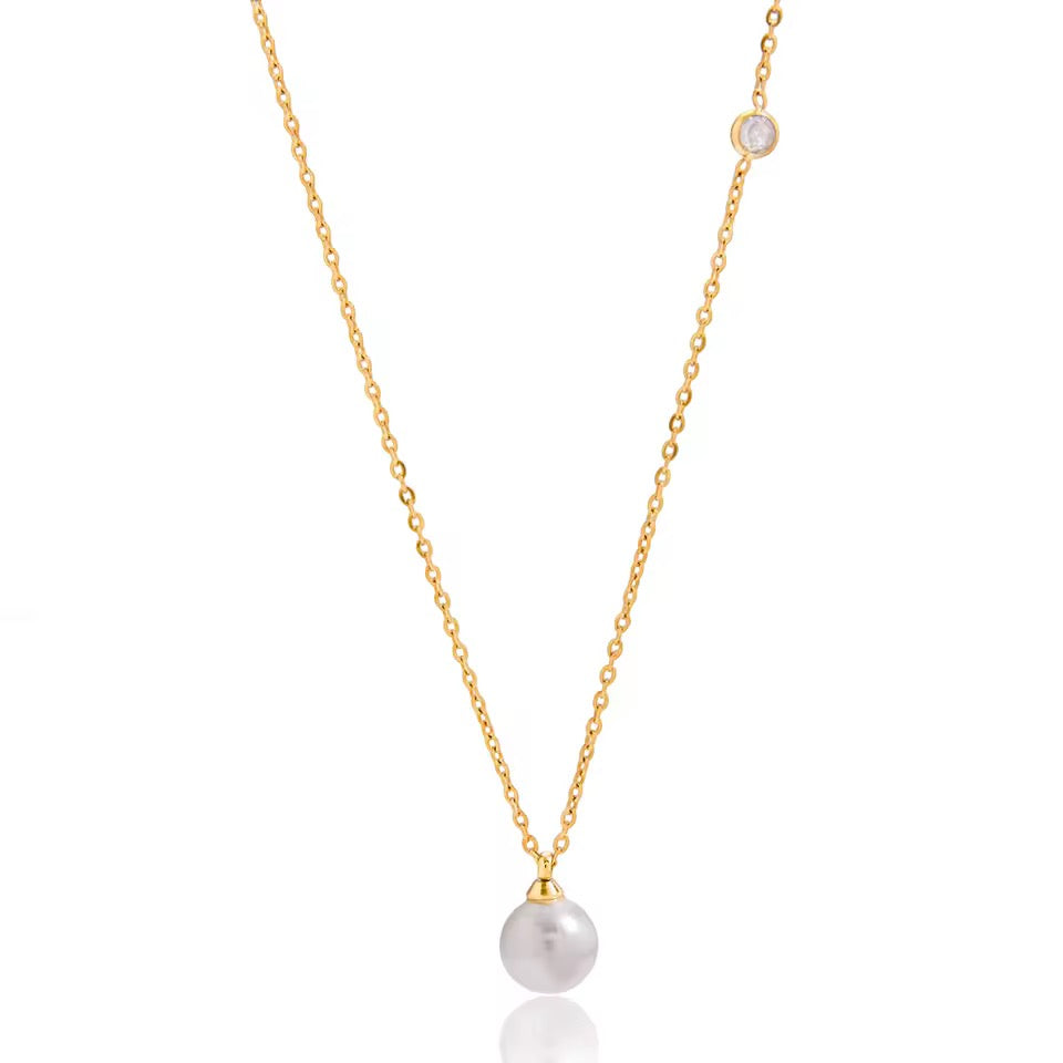 Pearl & bling necklace