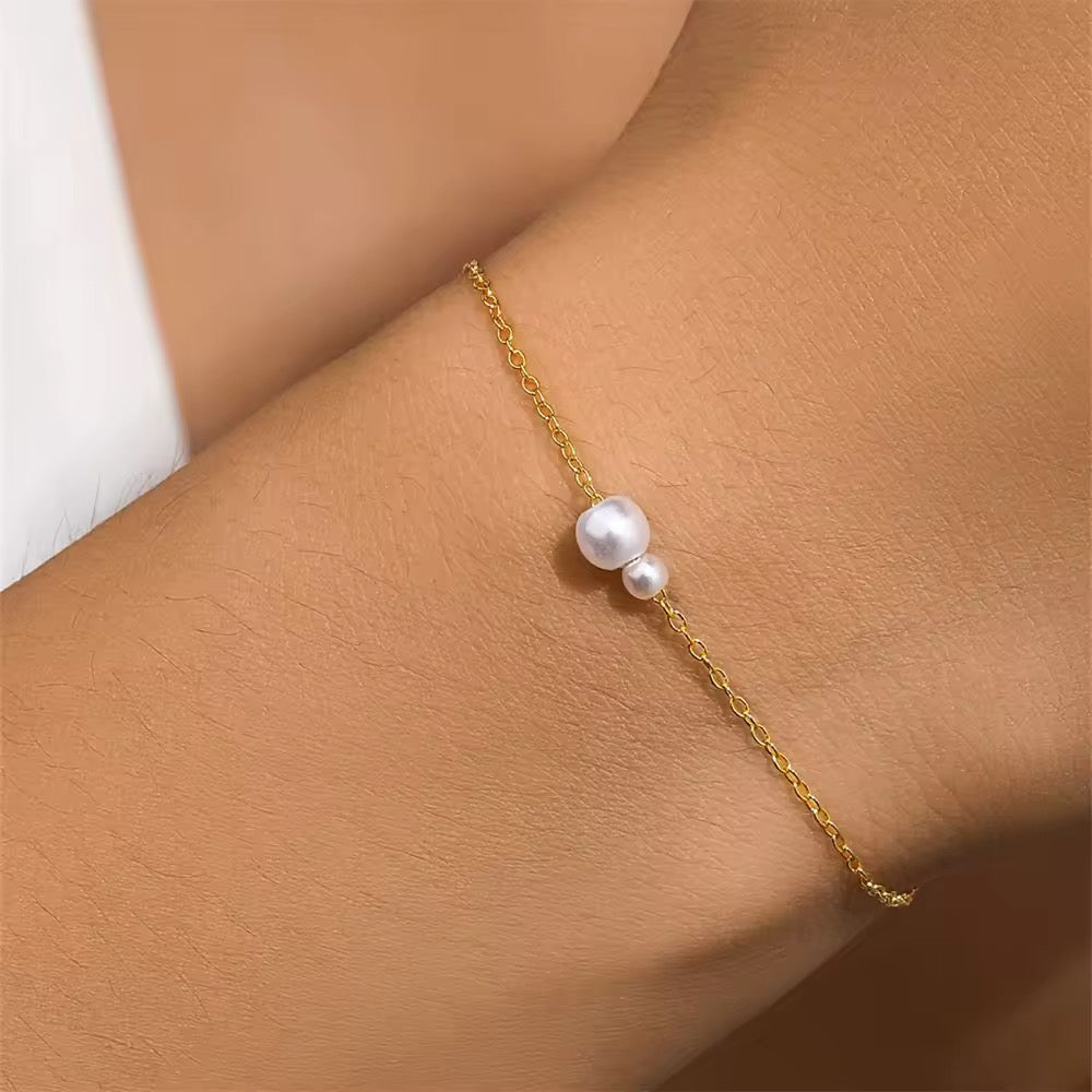Pearl bracelet double