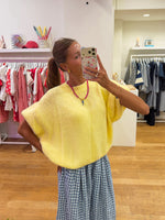 Short sleeve knit yellow