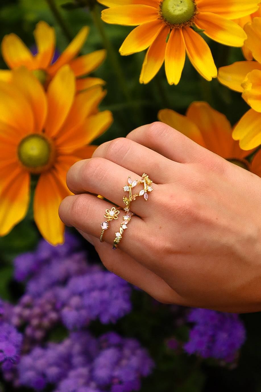 Pastel leaf ring