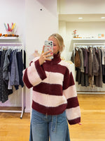 Fluffy Striped zipper