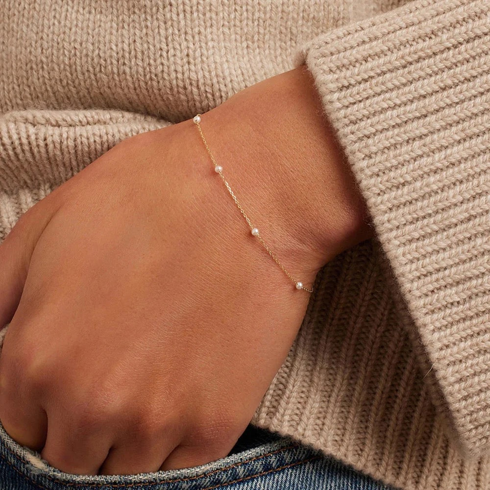 Pearl bracelet
