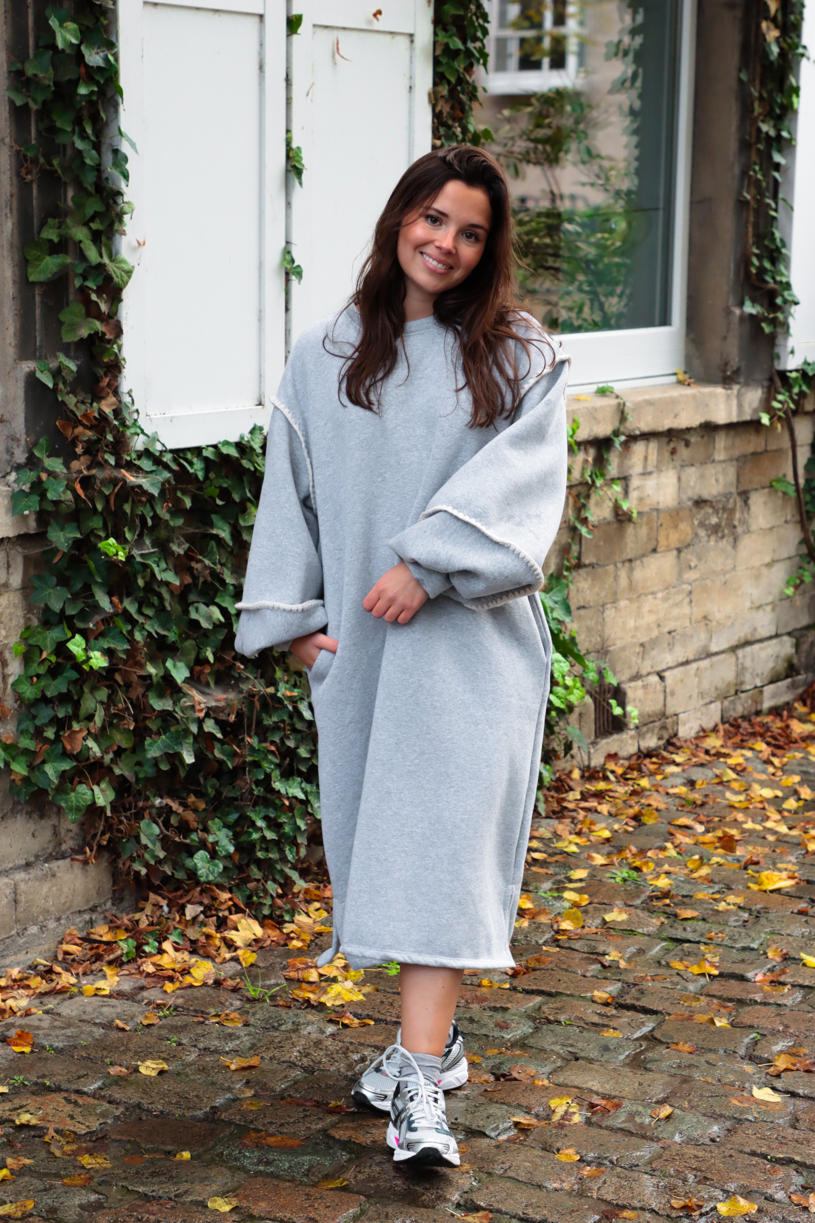 Embroidery dress grey shorter model