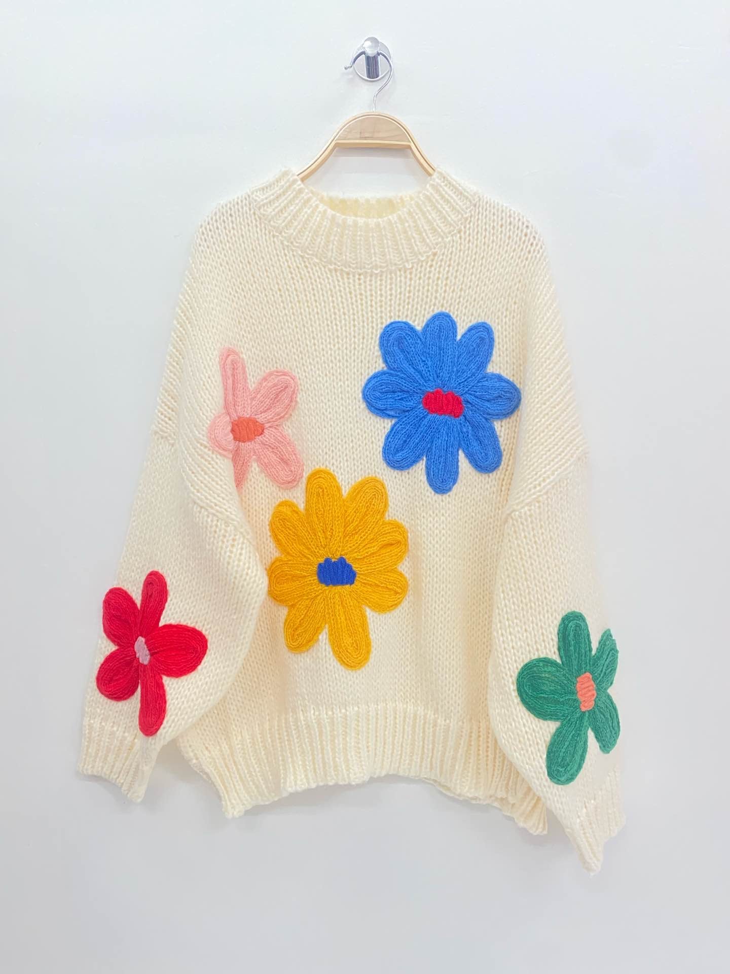 Sweater flowers