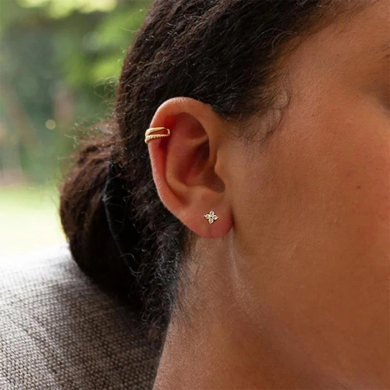 Flower stud 3mm